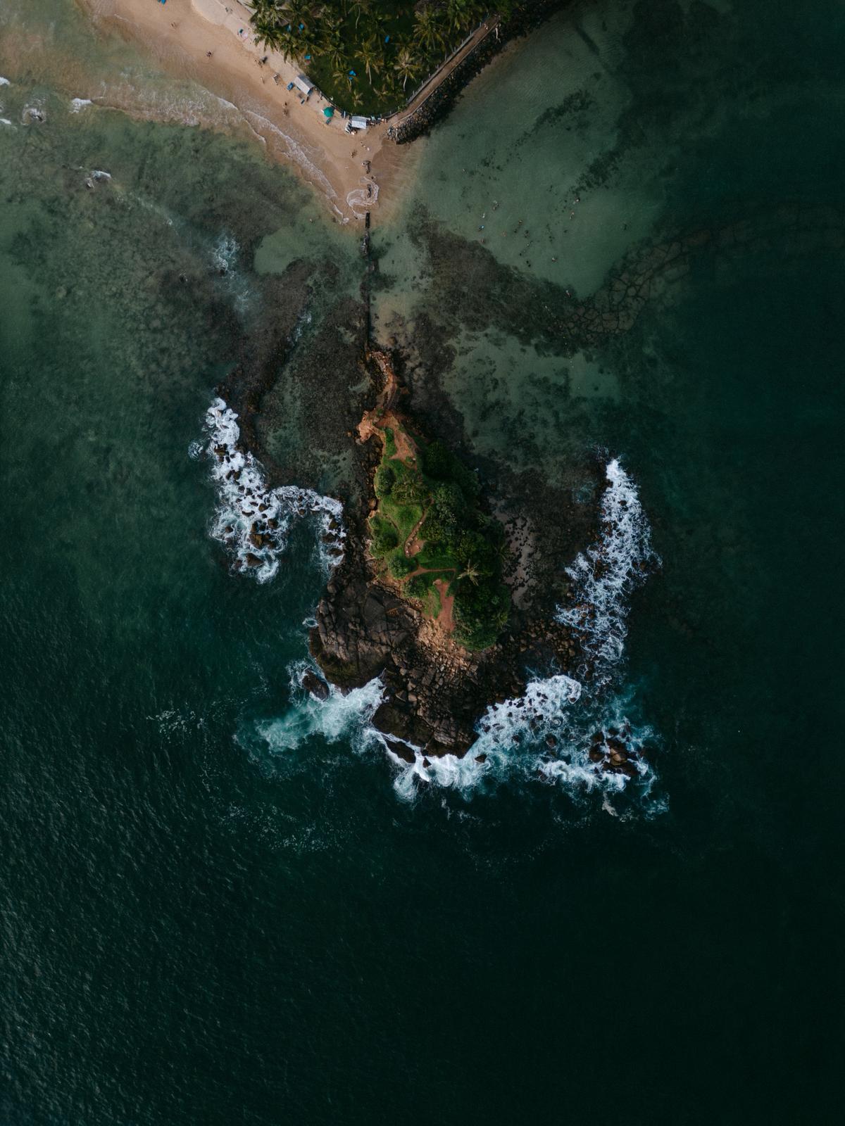 Sri Lanka beach - Jizen